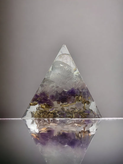 Orgonite pyramid - energies of the new age